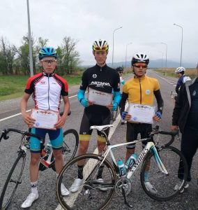 Кармажаков Сергей - чемпион РК в многодневной гонке